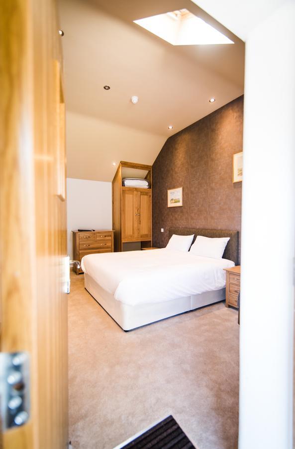 Hotel The Red Lion Histon Exteriér fotografie